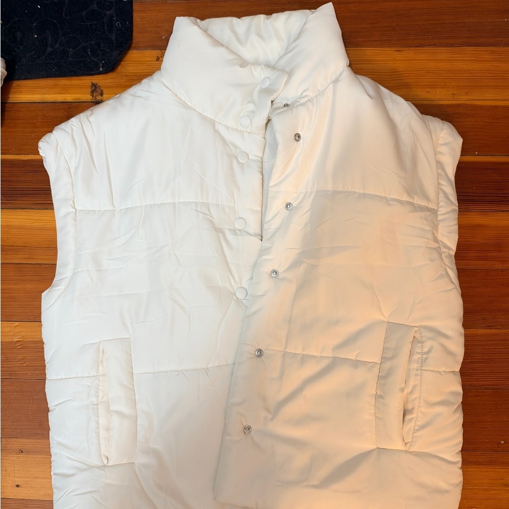 Altar'd State Off-White Quilted Puffer Vest